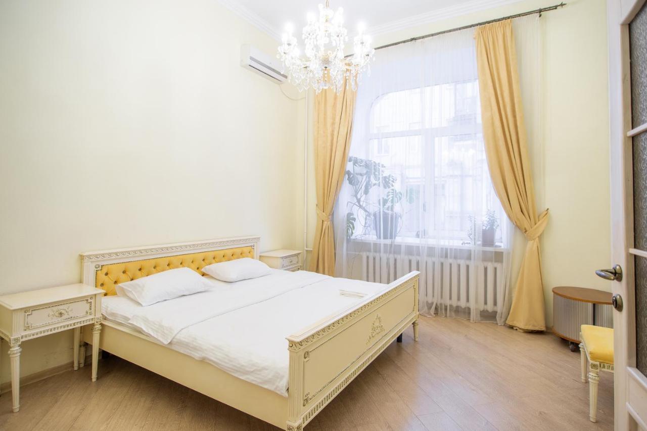 Comfortable Apartment On Mikhaylovskiy Lane Kiev Extérieur photo