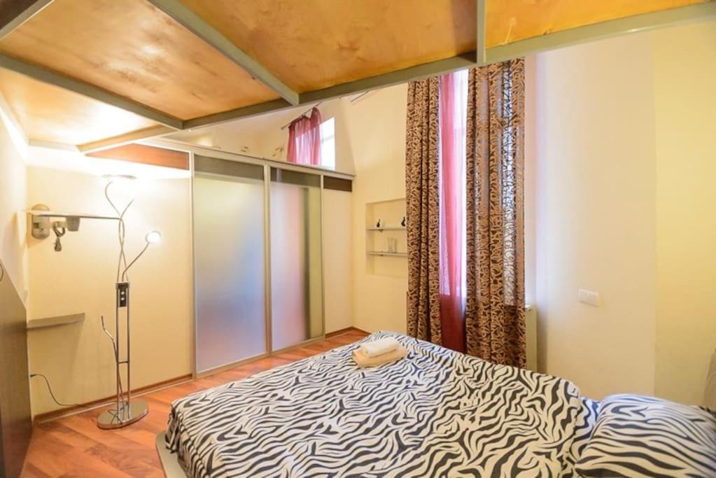 Comfortable Apartment On Mikhaylovskiy Lane Kiev Extérieur photo