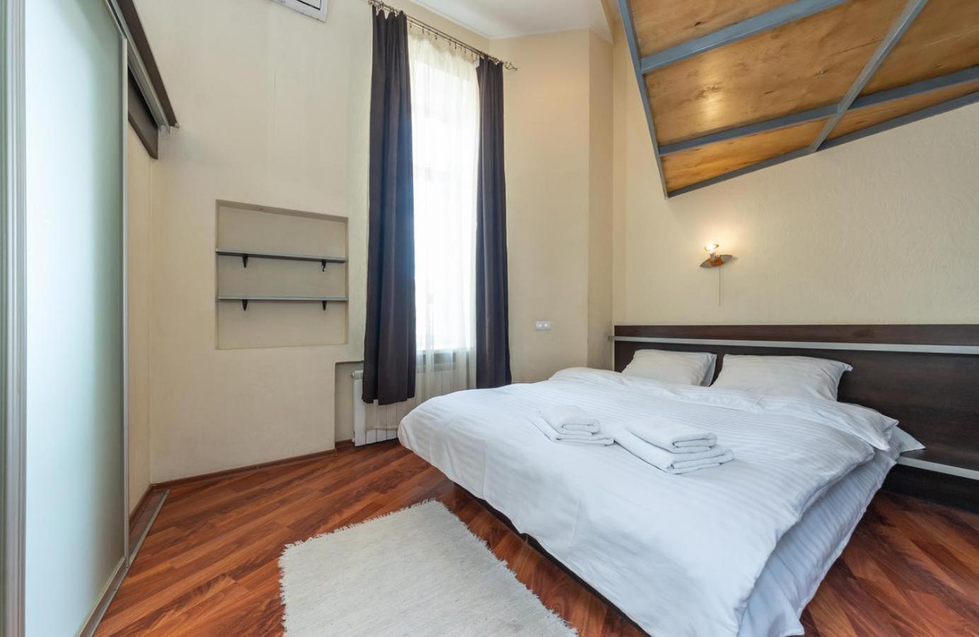 Comfortable Apartment On Mikhaylovskiy Lane Kiev Extérieur photo