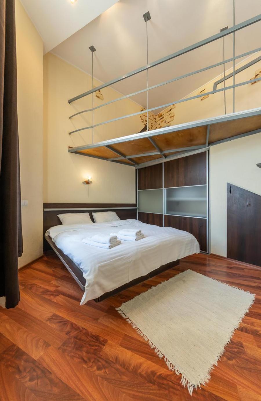Comfortable Apartment On Mikhaylovskiy Lane Kiev Extérieur photo