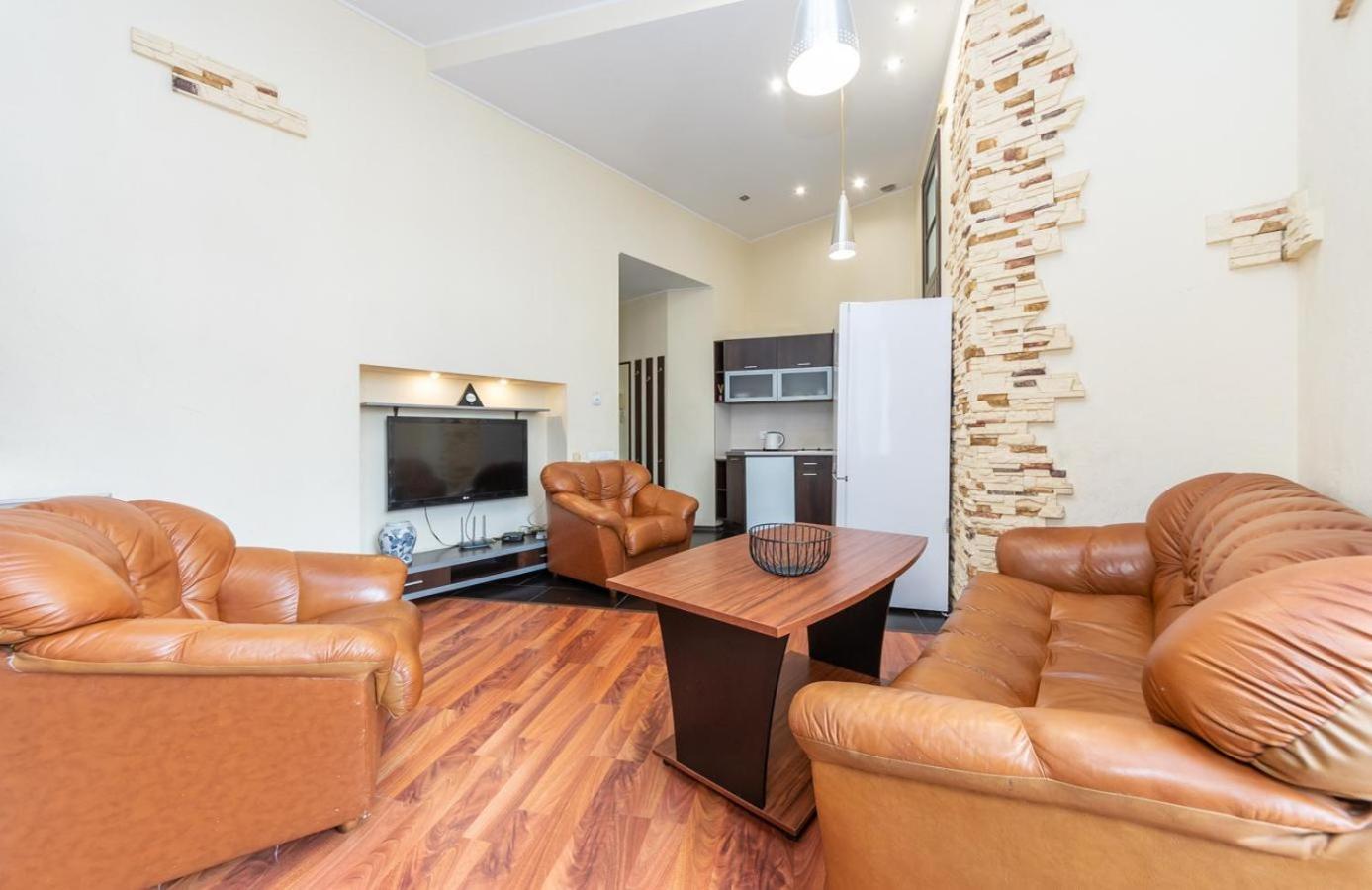 Comfortable Apartment On Mikhaylovskiy Lane Kiev Extérieur photo